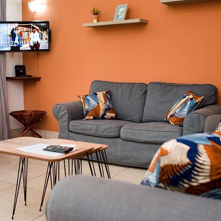 Appartement Charmant Et Lumineux Pointe Noire Eksteriør billede