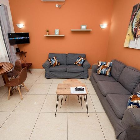Appartement Charmant Et Lumineux Pointe Noire Eksteriør billede