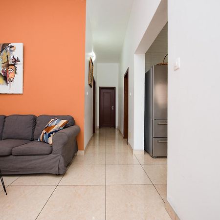 Appartement Charmant Et Lumineux Pointe Noire Eksteriør billede