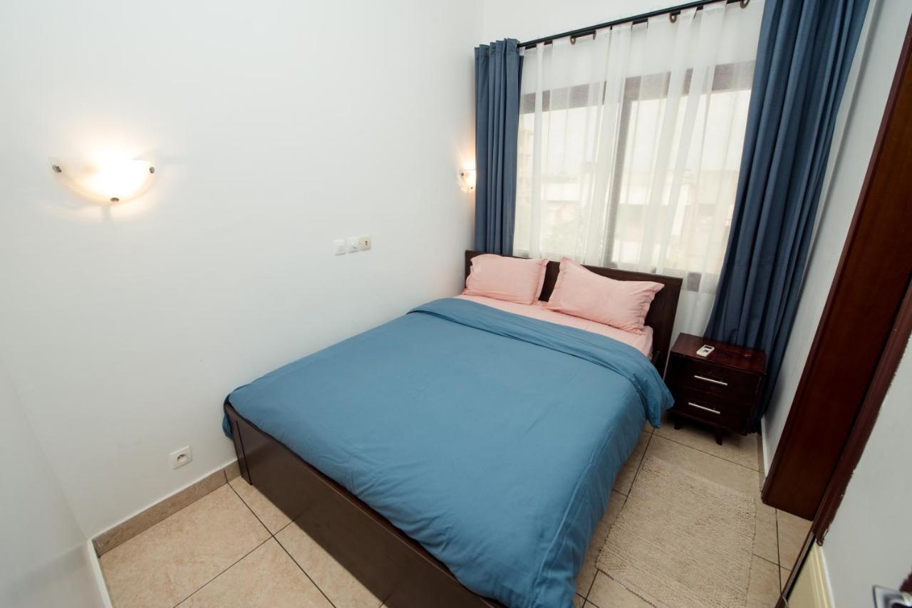 Appartement Charmant Et Lumineux Pointe Noire Eksteriør billede