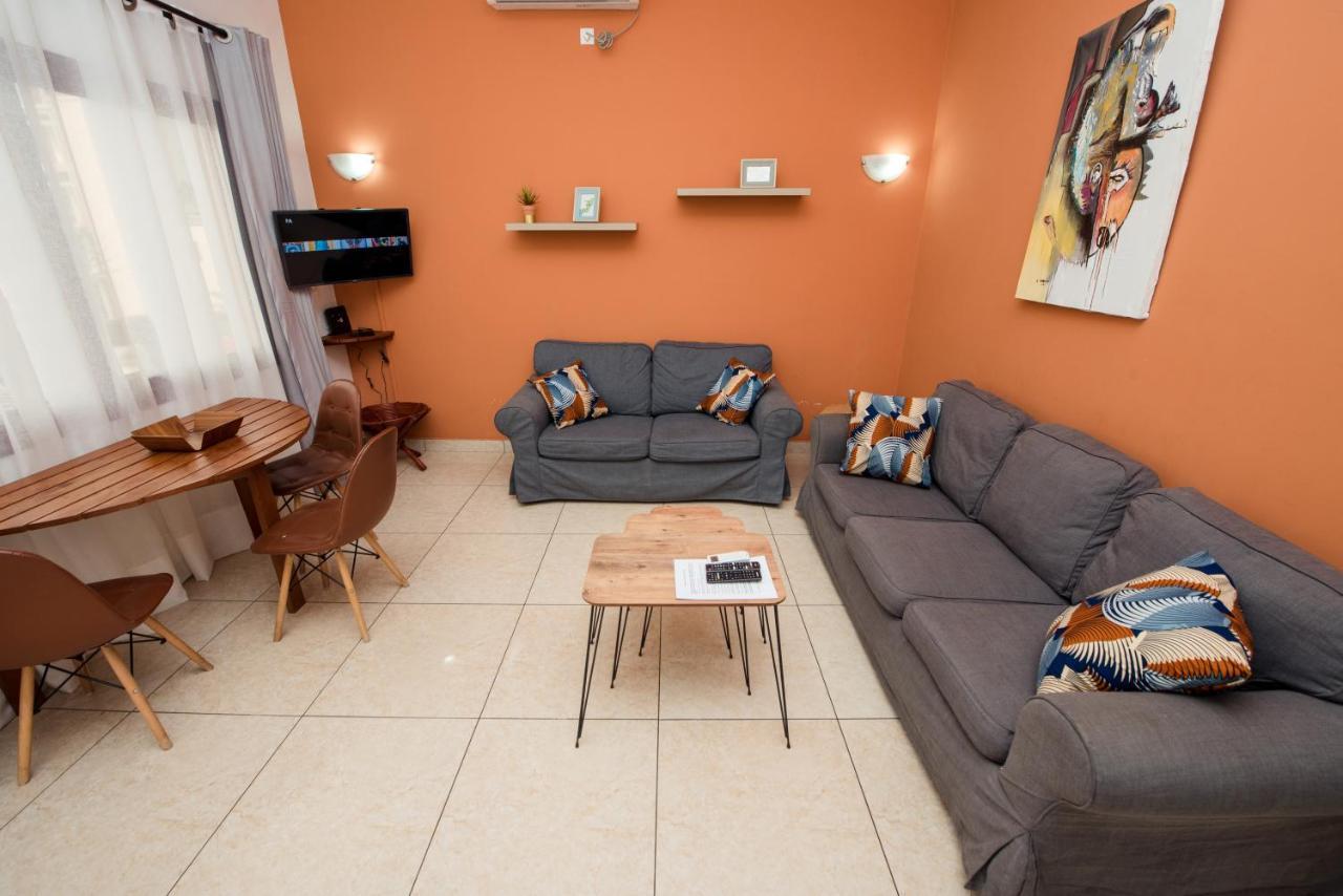 Appartement Charmant Et Lumineux Pointe Noire Eksteriør billede