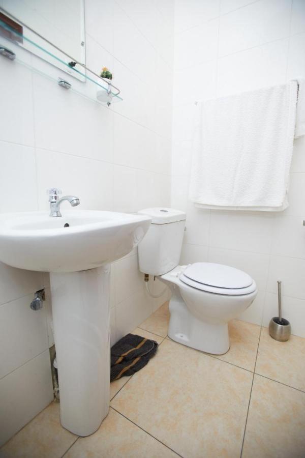 Appartement Charmant Et Lumineux Pointe Noire Eksteriør billede