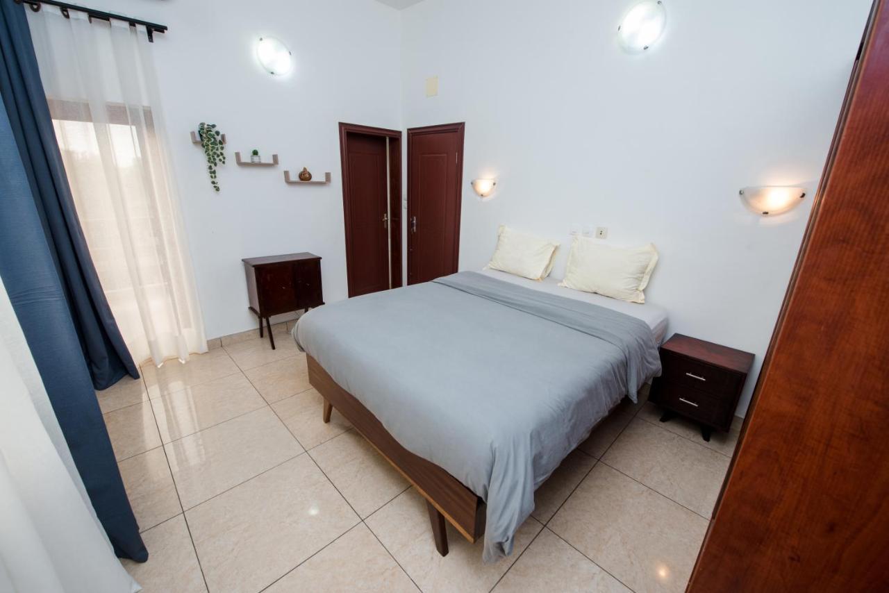 Appartement Charmant Et Lumineux Pointe Noire Eksteriør billede